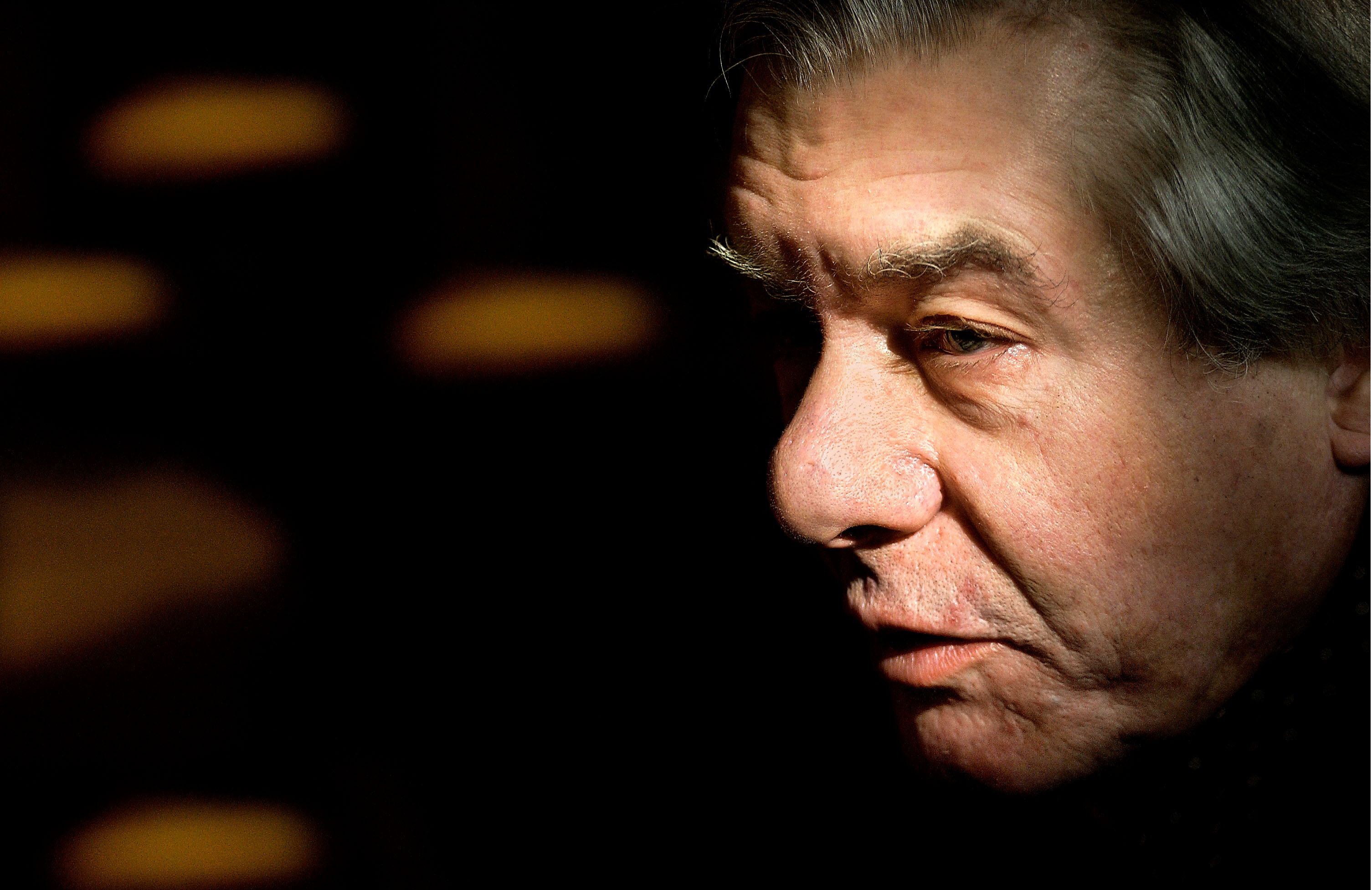Schriftsteller, Dichter, Filmemacher, Librettist, Theaterregisseur und Opernregisseur: Hans Neuenfels
